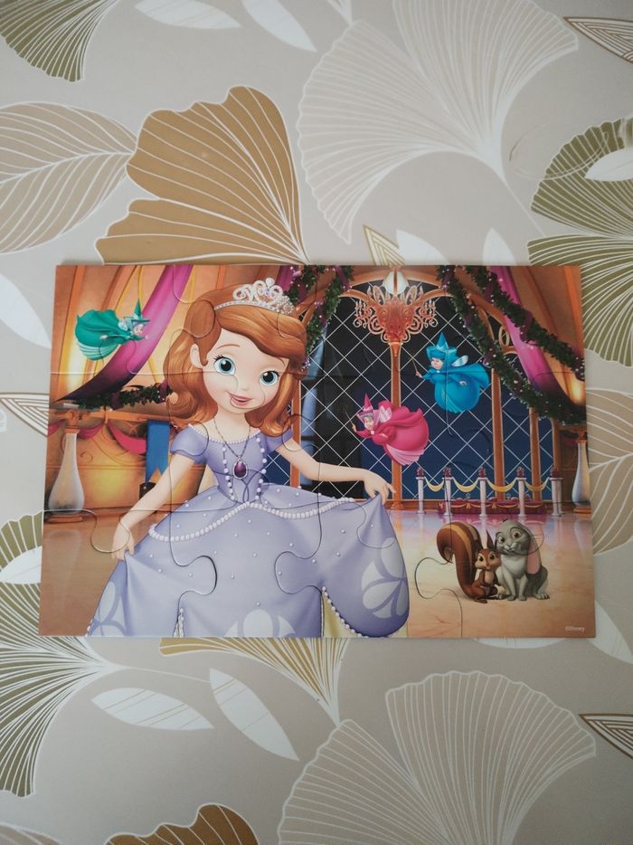 Puzzles  2/12 pièces princesses Sofia  3 ans+ - photo numéro 2