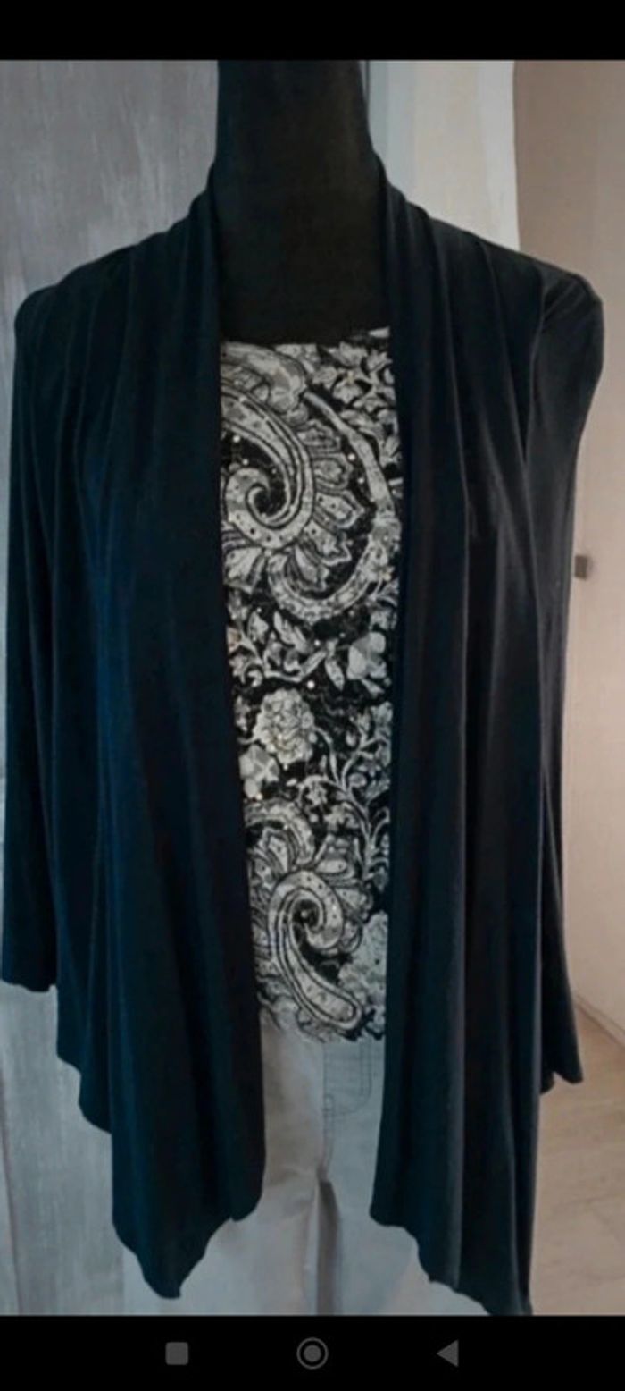 Blouse noire - photo numéro 2