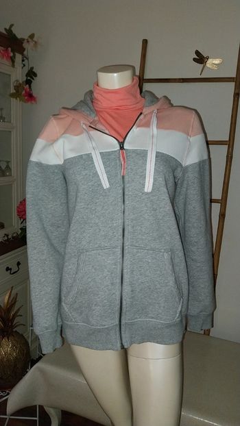 Veste sweat à Capuche zippée Taille M by Esmara comme neuve