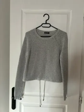 Pull en maille gris