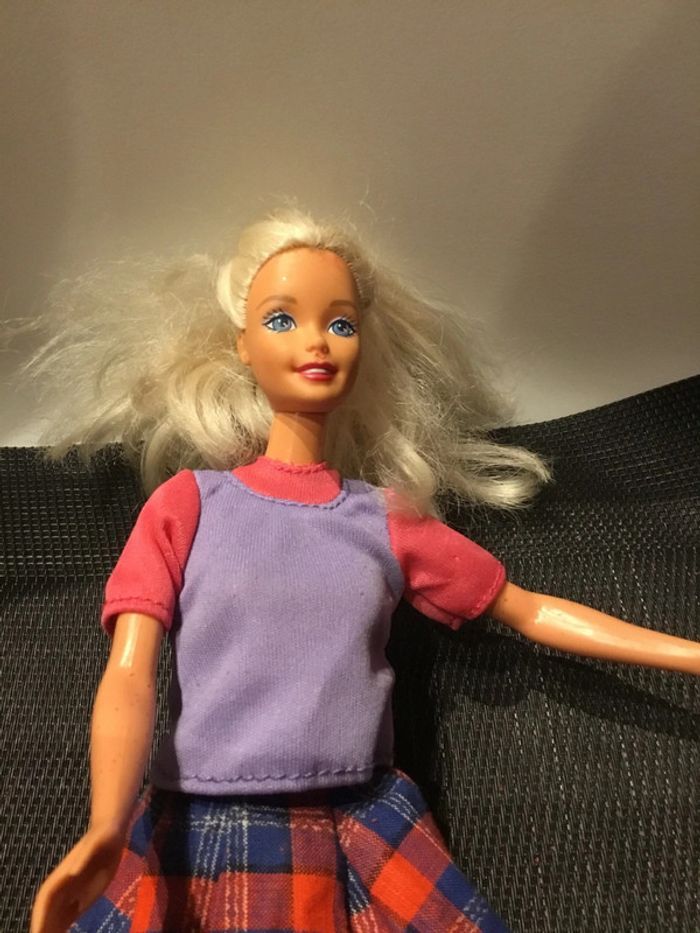 Poupée Barbie vintage avec vêtements accessoires Mattel - photo numéro 7