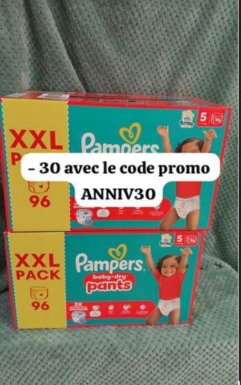 Deux XXL carton de couches pampers taille 5 cullote 