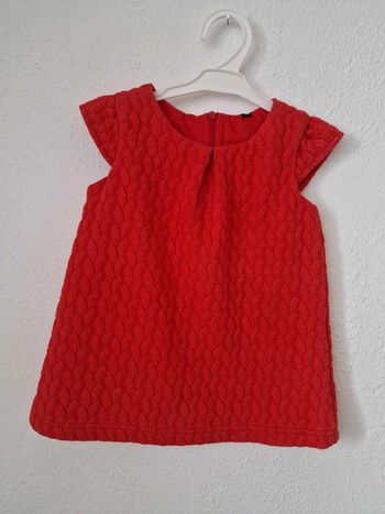 Robe rouge taille 12 mois
