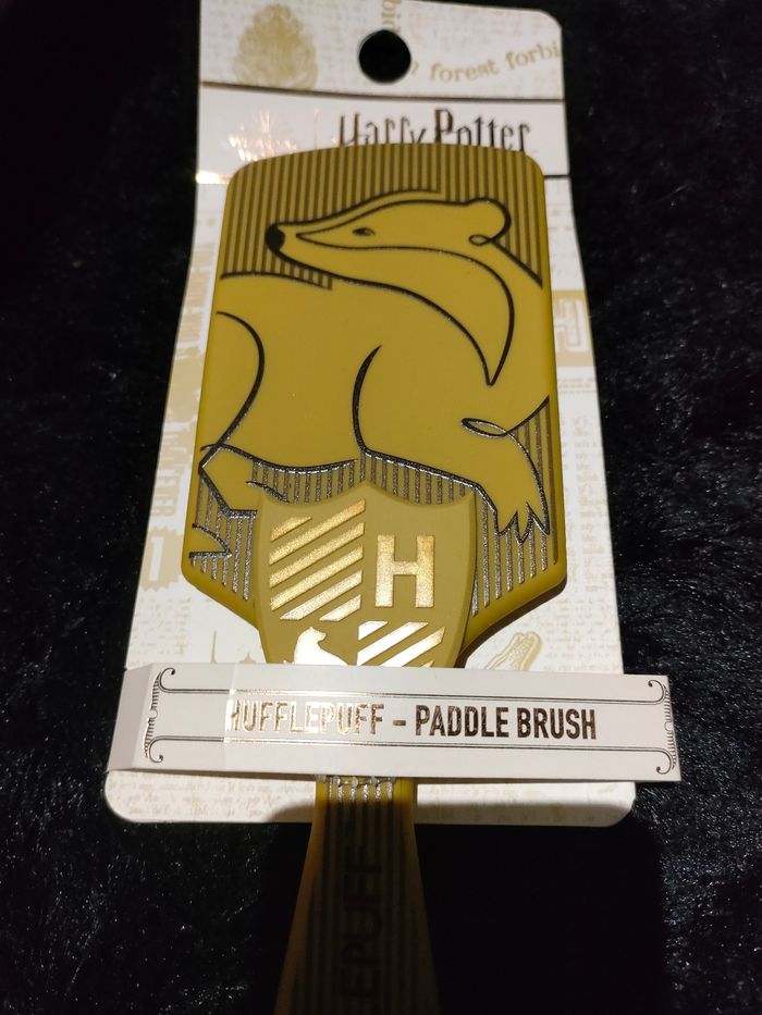 Brosse a cheveux Harry Potter poufsouffle - photo numéro 2