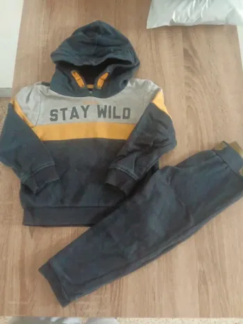 🌹ensemble 4 ans gemo/ Disney 🌹