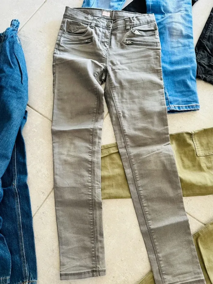 Lot pantalon fille - photo numéro 3