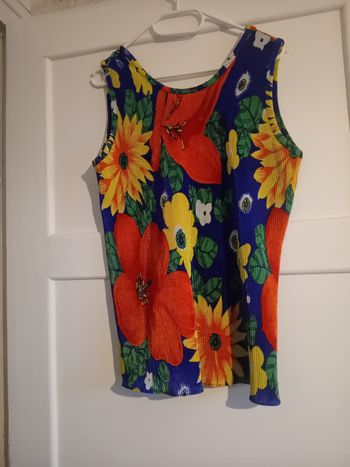 Top sans manches à fleurs colorées