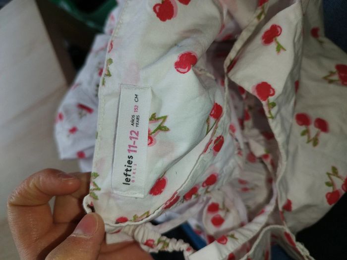 Robe cerise 🍒 - photo numéro 4