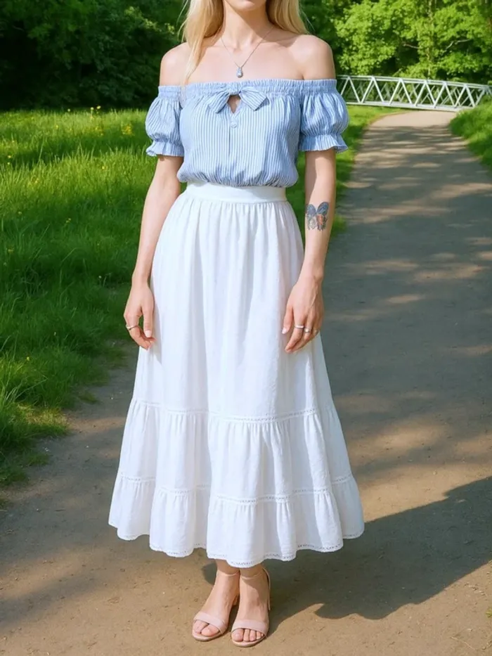 Très joli haut NafNaf noeud devant et tout en dentelles transparentes dans le dos impeccable T XS