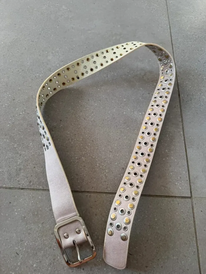 Ceinture beige vintage, bon état mais se décolle, 105cm - photo numéro 5