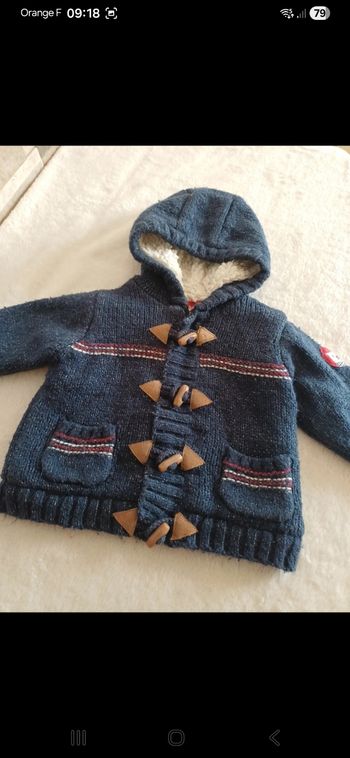 Veste polaire bébé taille 6 mois