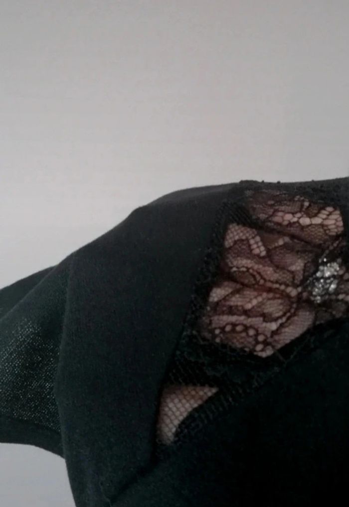 Tee-shirt dentelle aux épaules et en bas Camaïeu S - photo numéro 3