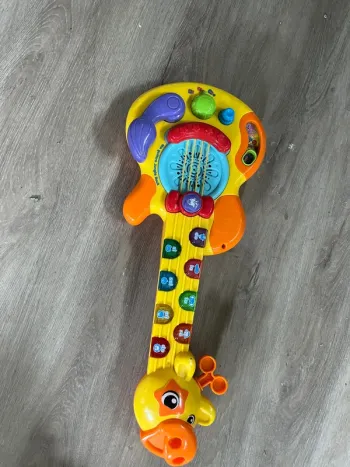 Guitare sonore pour enfants jungle rock