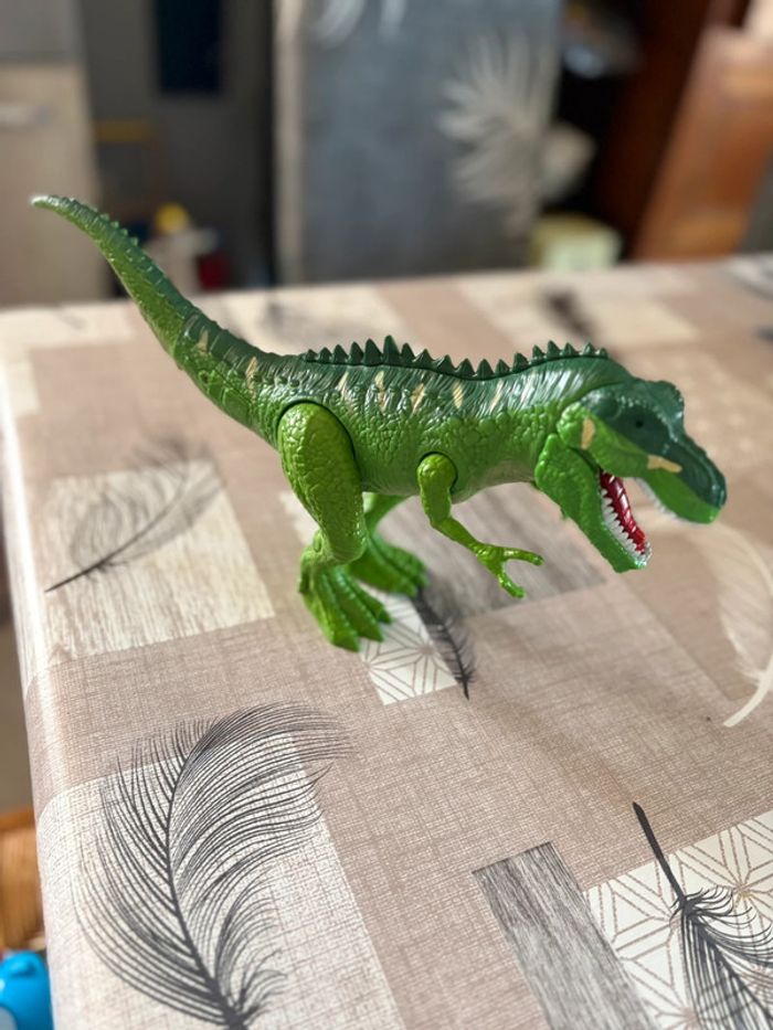 Jouet dinosaure lumineux et sonore - photo numéro 2