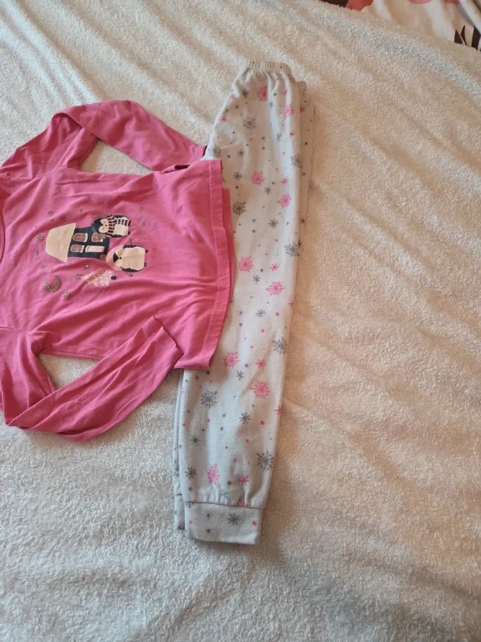 Pyjama 7/8 ans - photo numéro 2