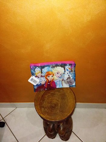 Pochette neuve Reine des Neiges