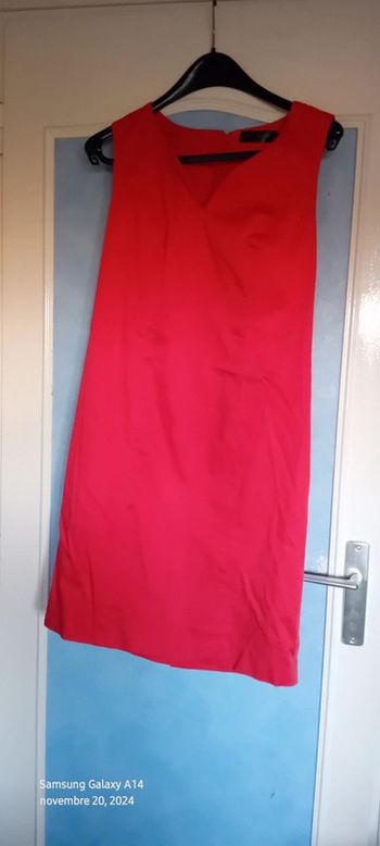 Robe chic rouge décolleté V femme 42 bon prix collection