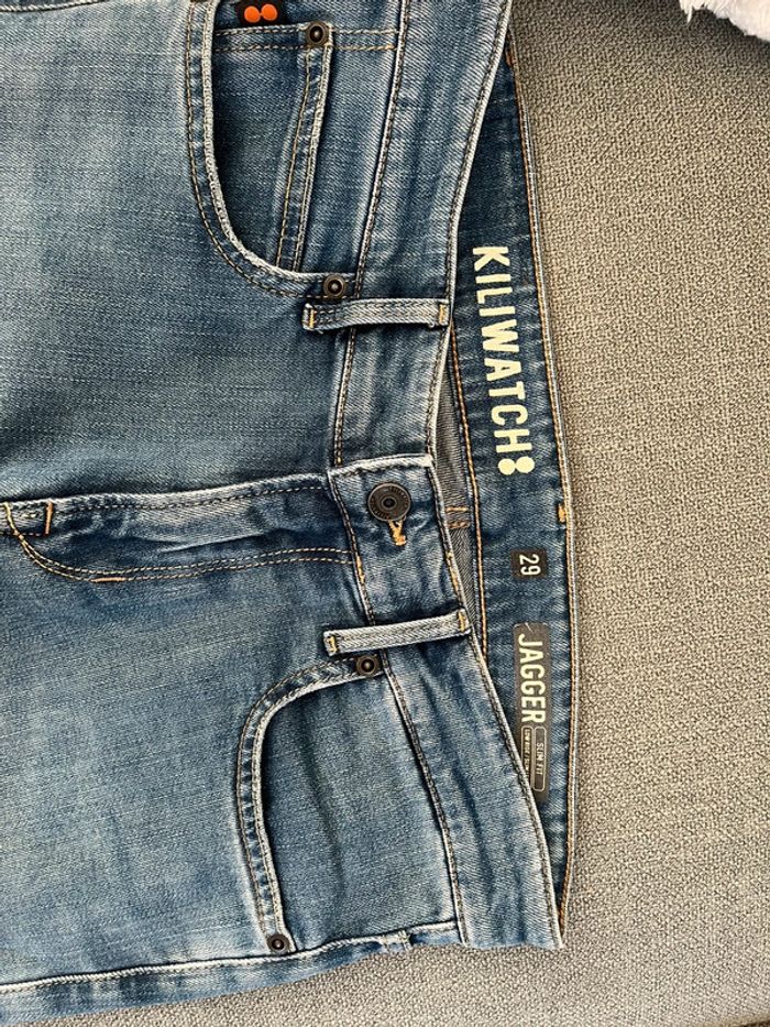 Jean Kiliwatch taille 29 - photo numéro 4