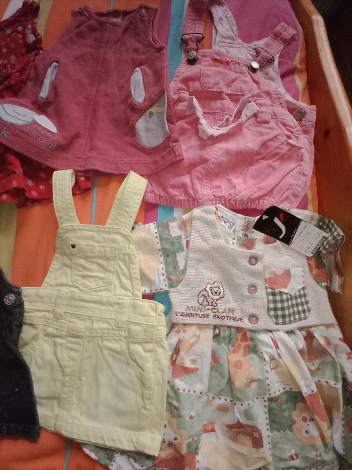 Robe 3 mois comme neuve - photo numéro 3