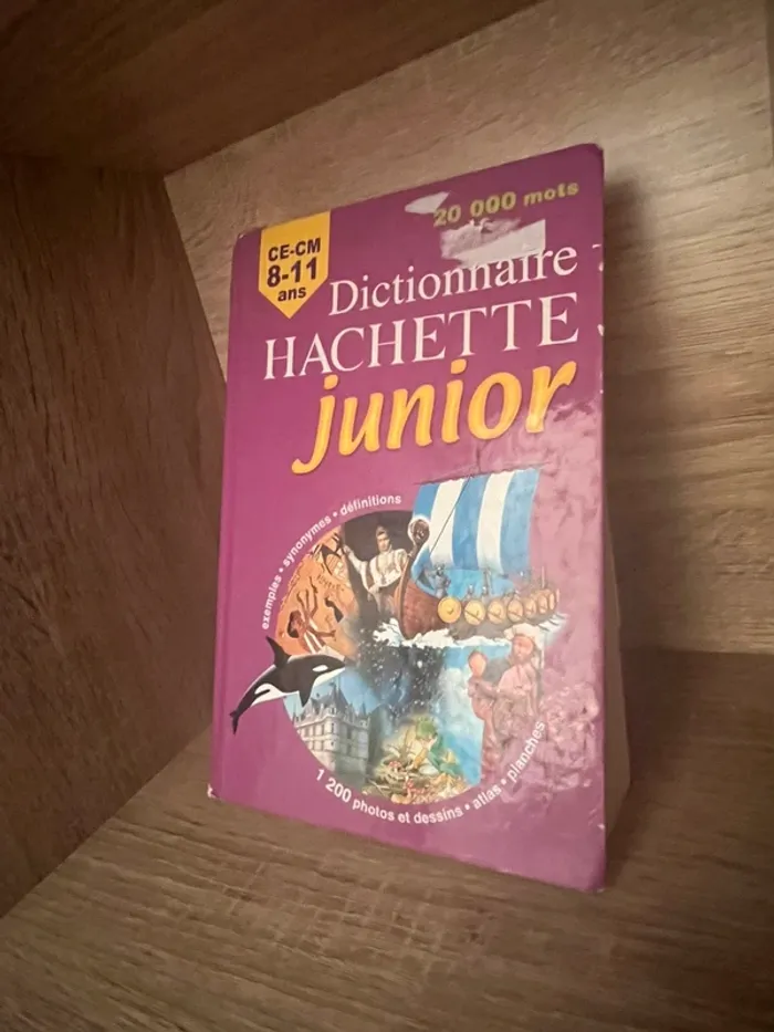 Dictionnaire Hachette junior 8-11 ans