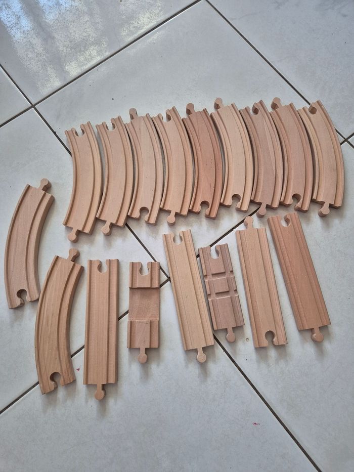 Train en bois enfant - photo numéro 6