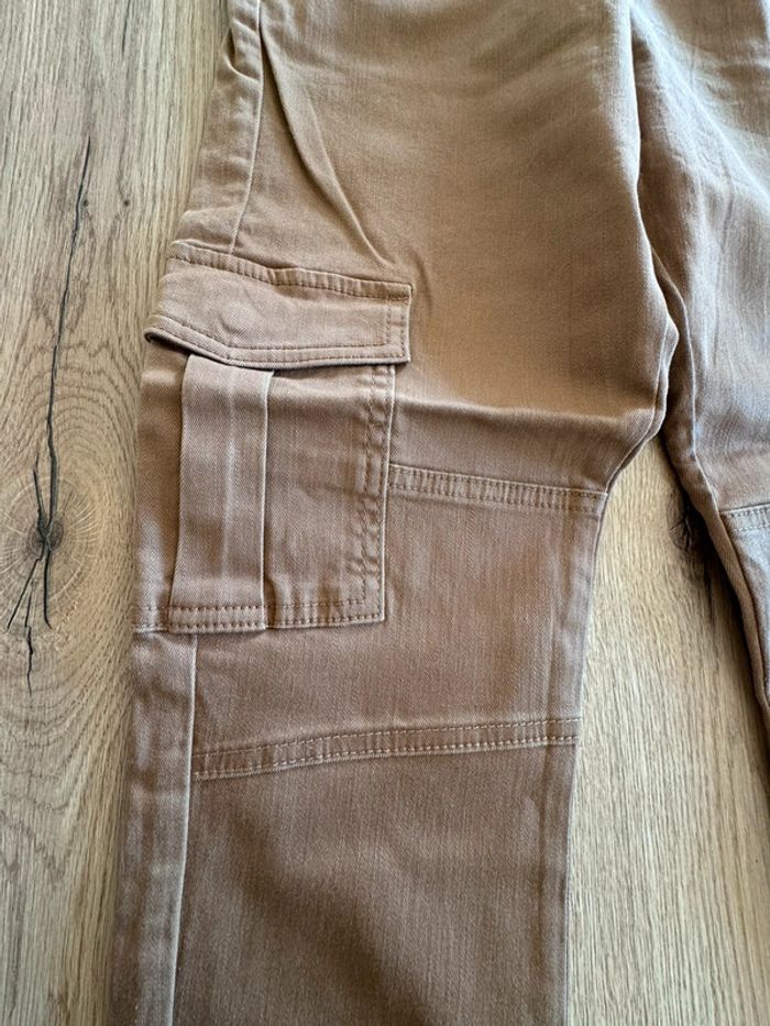 Pantalon Ikks style cargo  taille 12 ans  Neuf sans étiquette - photo numéro 5