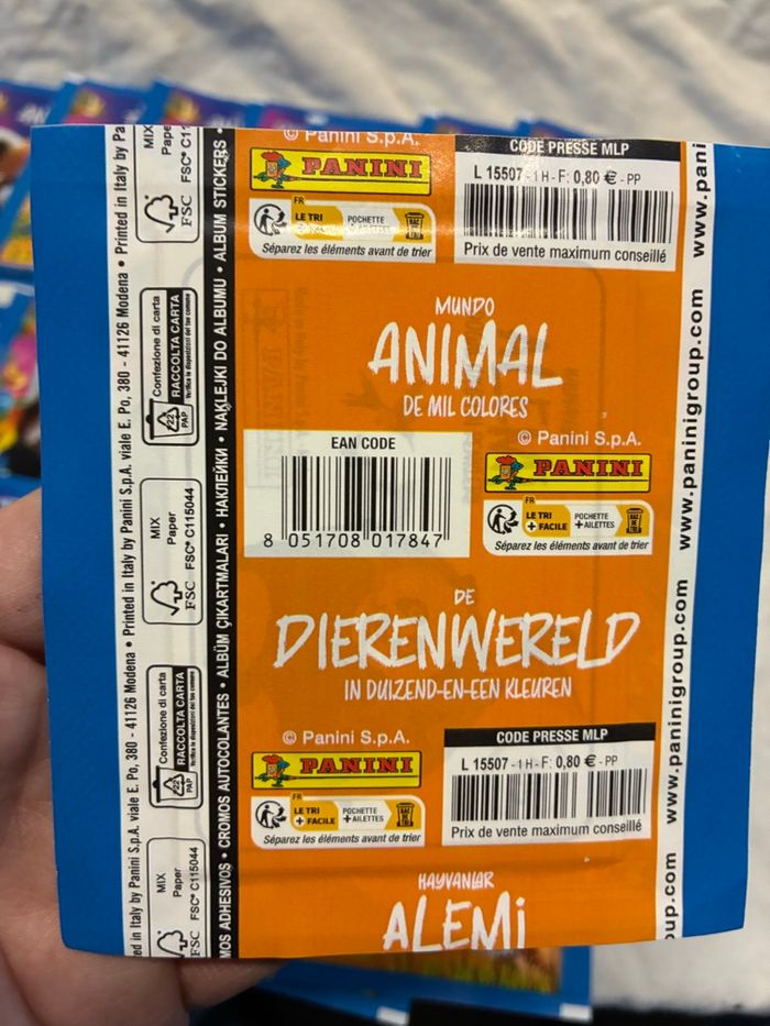 36 sachets de Stickers panini Le Monde Des Animaux mille et une couleur - photo numéro 8