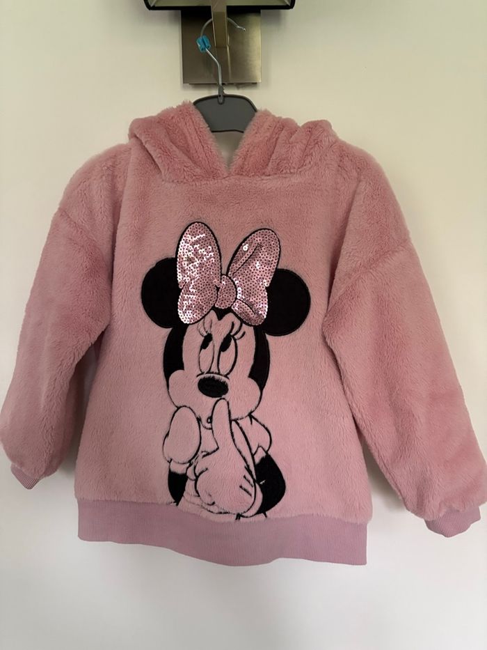 Pull Minnie