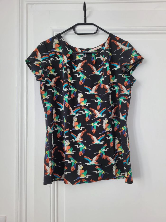 Blouse manches courtes noires à motifs Camaïeu T38