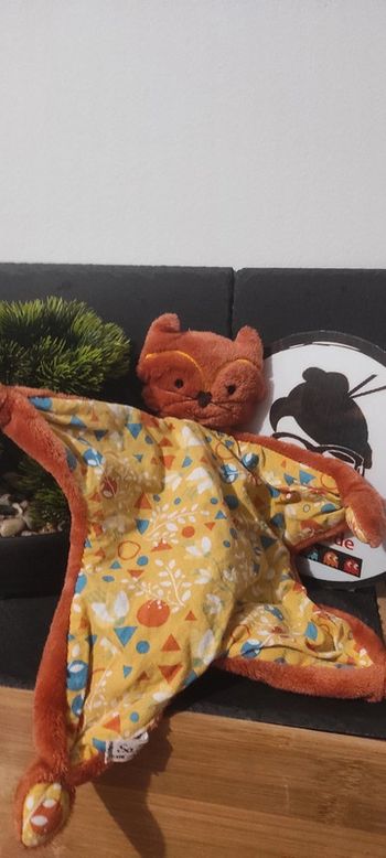 doudou createur atelier so.isa renard raton laveur orange marron jaune vert coeur