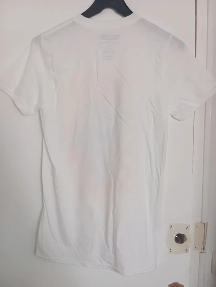 Tee-shirt - photo numéro 2