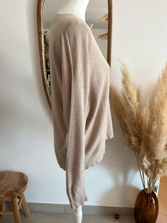 Pull col V beige Cécile Wang - photo numéro 5