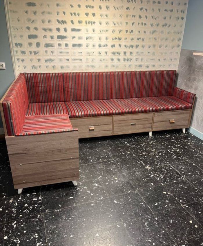 Banquette