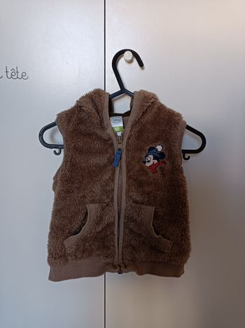 Veste sans manches 12 mois