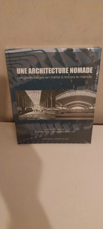 Une architecture nomade: les gares belges en métal à travers le monde