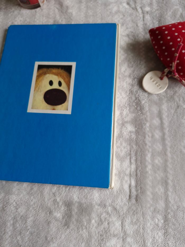 Livre"Le manége enchanté" - photo numéro 2