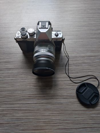 Olympus EM10 MARK 2