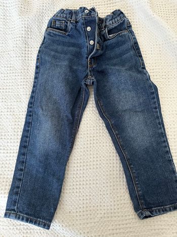 Jeans Vertbaudet taille 4 ans 