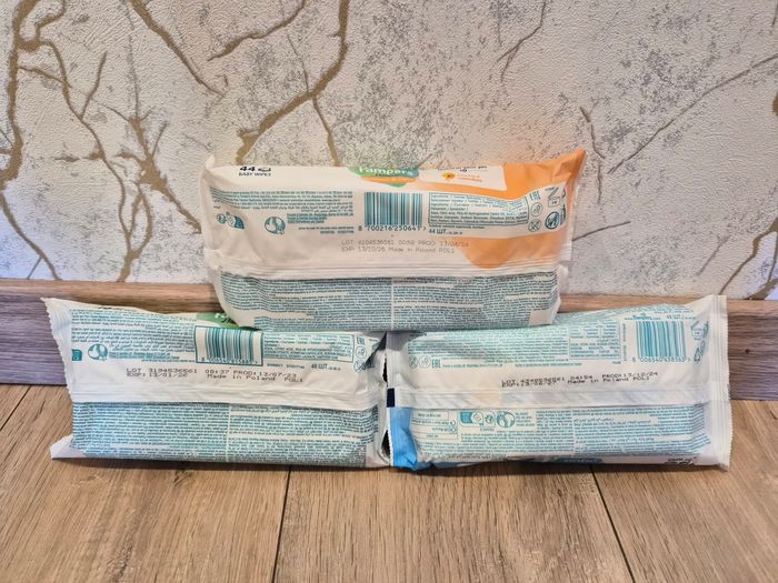 Lot de 3 pack de lingette Pampers Harmonie neuf - photo numéro 2