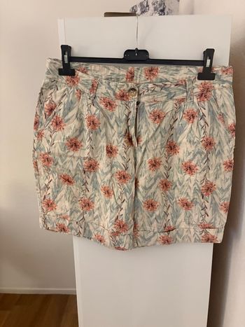 short à motif