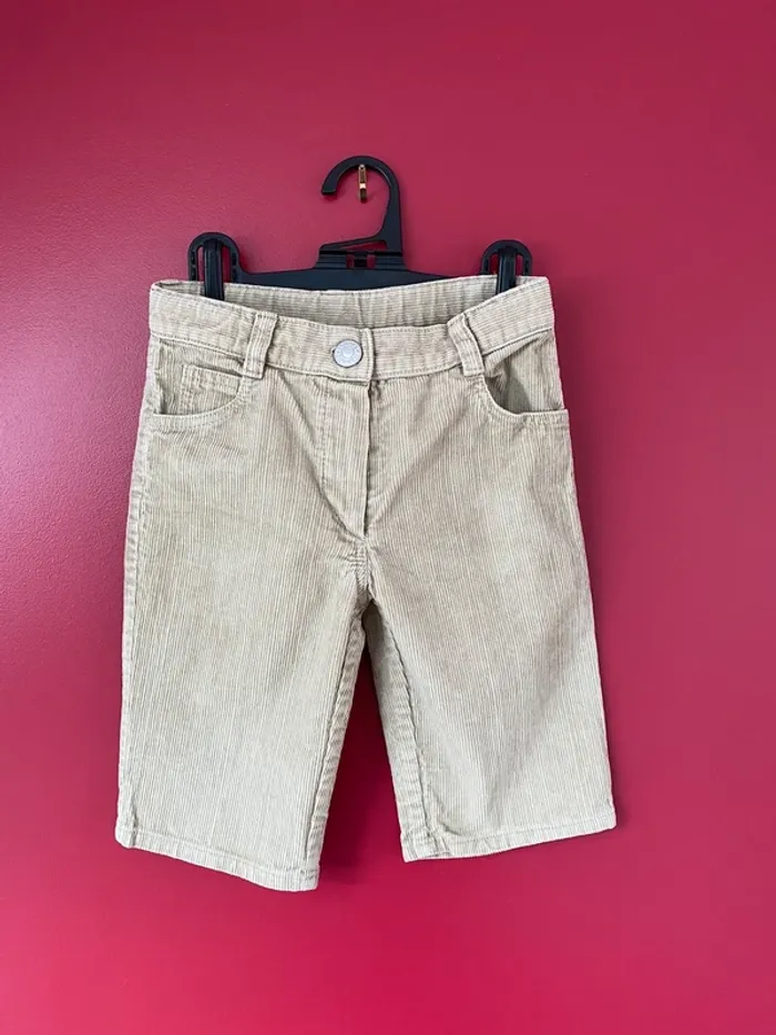 Bermuda mixte étoile isabel marant 4 ans comme neuf