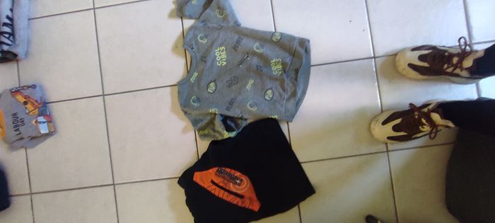 Gros lots vêtements enfants 47 articles 4 ans - photo numéro 8