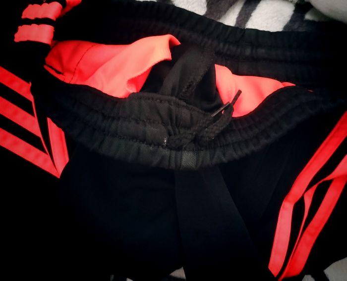 Jooging noir et orange "Adidas" 9/10 ans mixte neuf - photo numéro 5