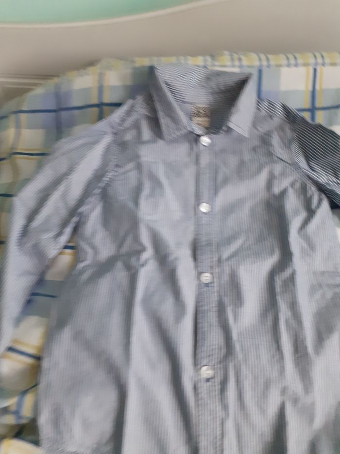 Chemise taille 5 ans - photo numéro 3