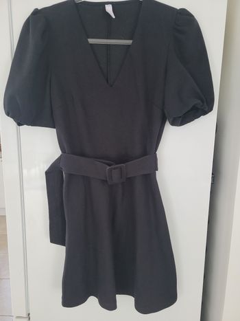Jolie robe avec ceinture Mango