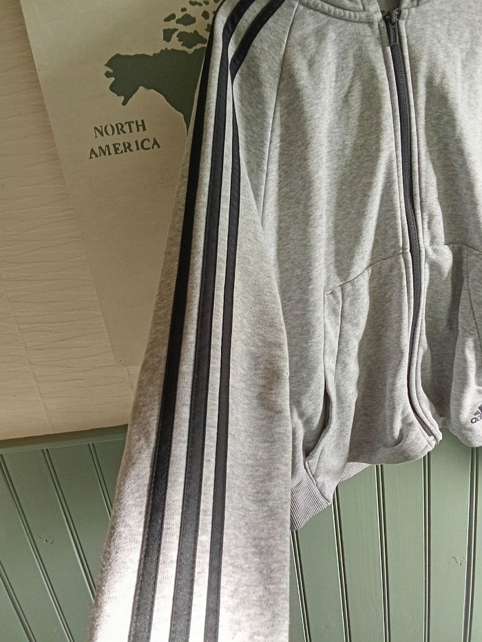 Veste à capuche courte femme Adidas - photo numéro 2