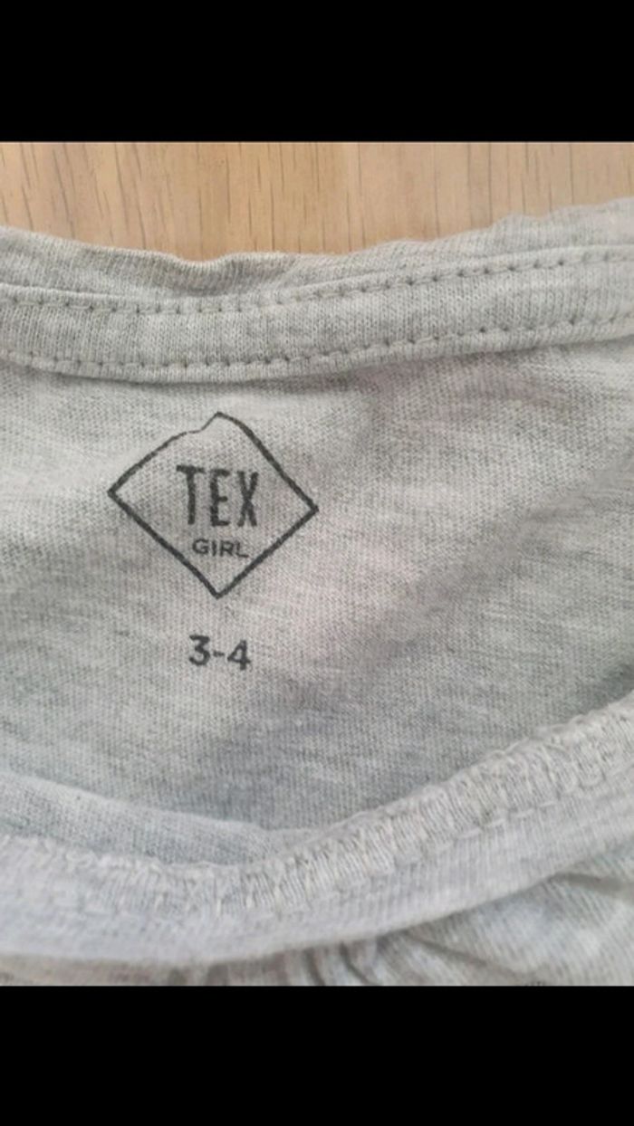 Tshirt manches courtes 3-4 ans - photo numéro 2