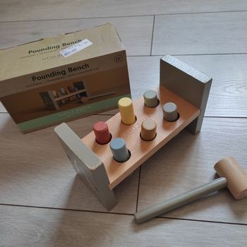 Banc à marteler - Jeu de clous en bois à enfoncer avec un maillet