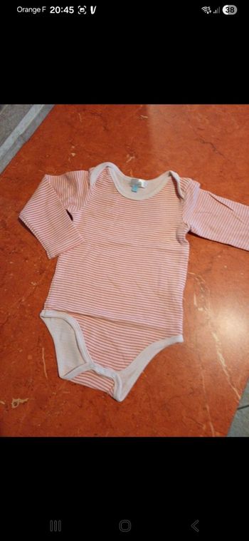 Body fille taille 24 mois