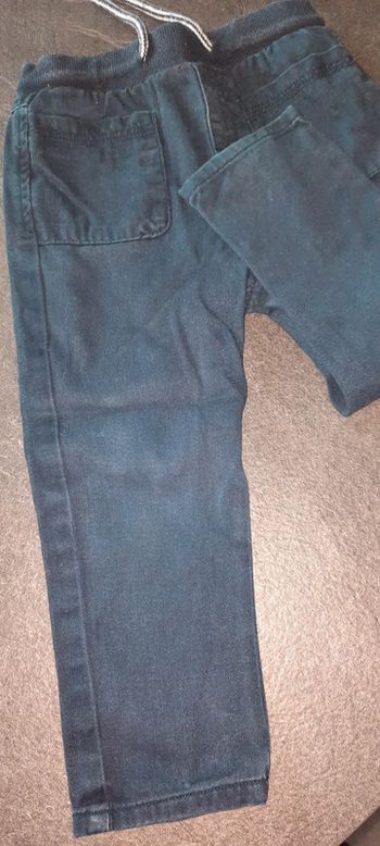 Pantalon kiabi 24 mois